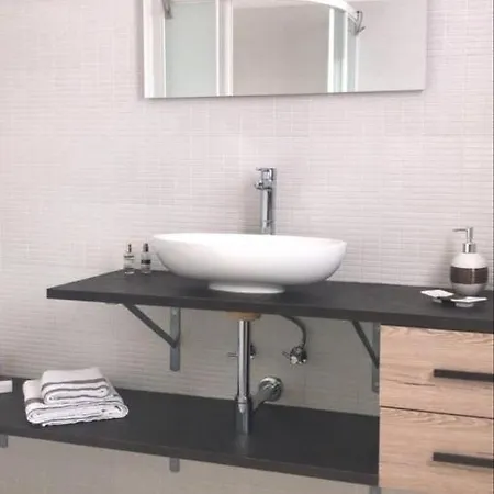 Casa Alle Porte Di アパート パヴィーア